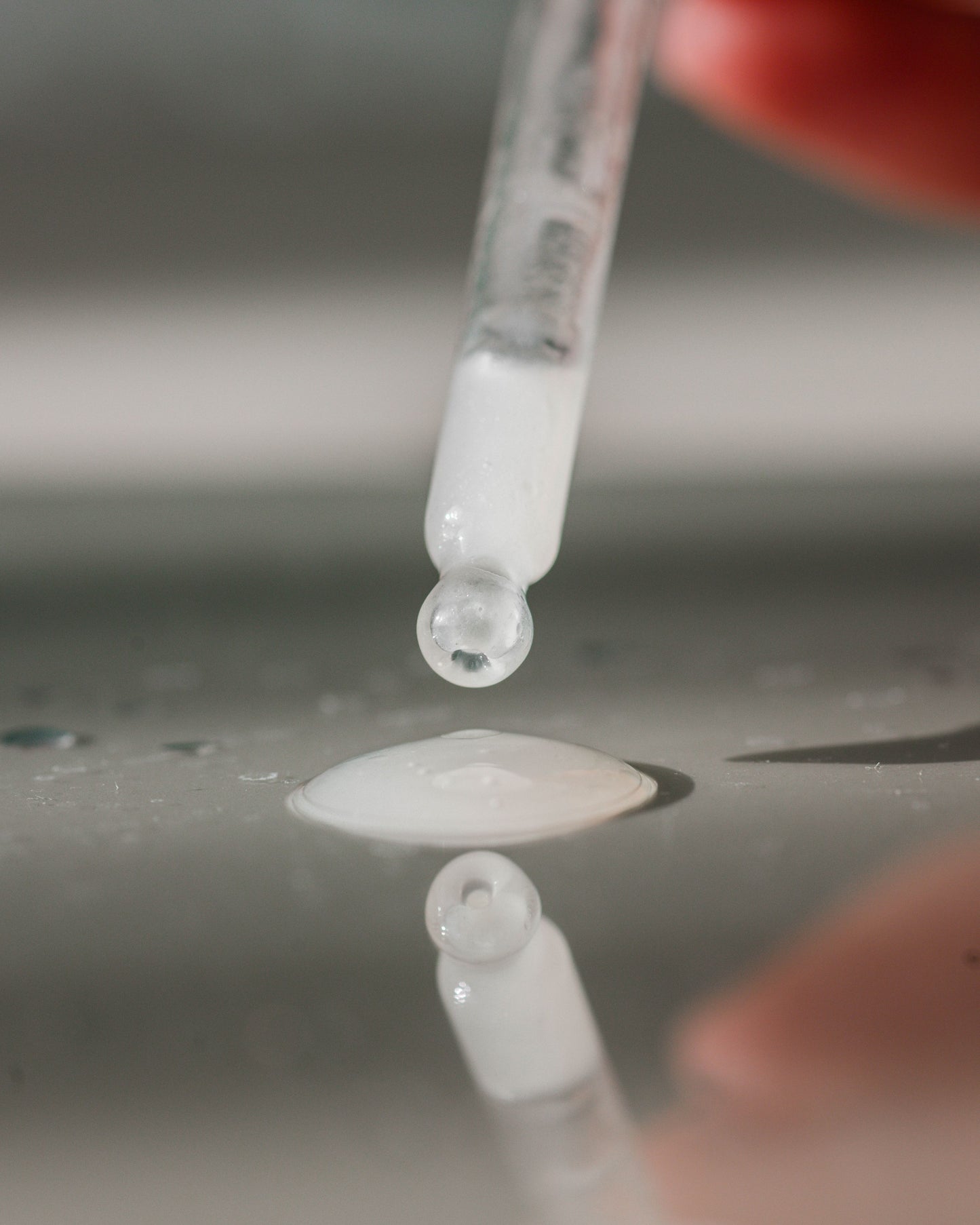 PURE 3F измивна пяна и AURA CODE пептиден бустер