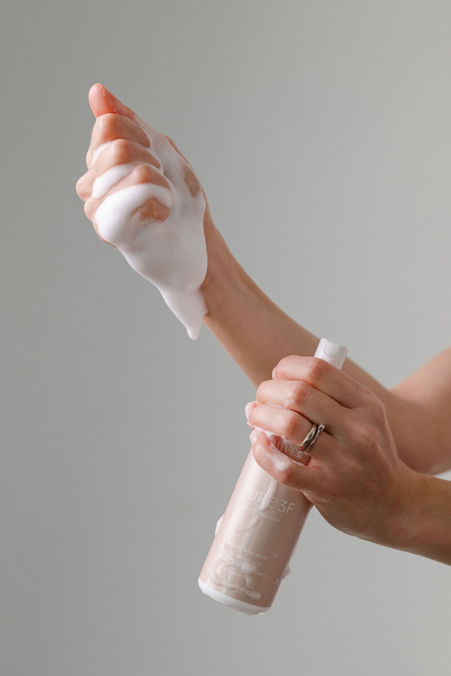 PURE 3F ИЗМИВНА ПЯНА